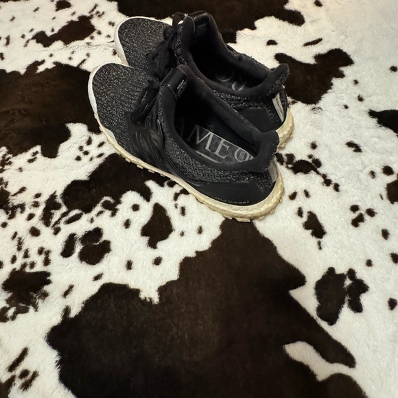 Adidas Ultra Boost x Game of Thrones - Picture 2 of 8